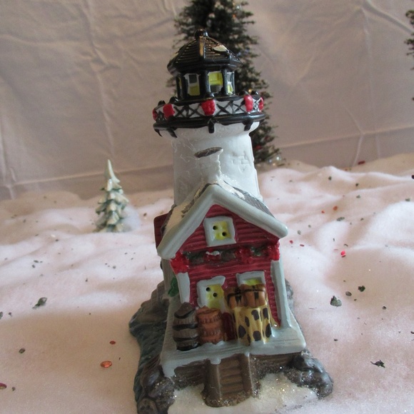 Vintage  Cobblestone Corners 2003 Fishing Supplies - Picture 3 of 6